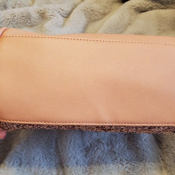 NWOT Glitter Bag with  Optional Crossbody Strap - Picture 3 of 5